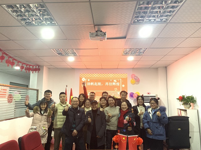 60d42a6befee3156f1ac73ba531fb12.jpg